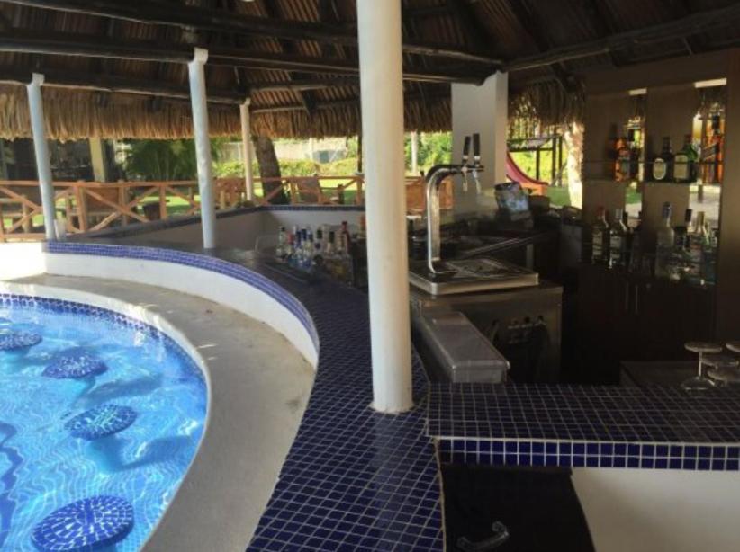 Private Family Room In Coronado Luxury Club & Suites Playa Coronado Extérieur photo