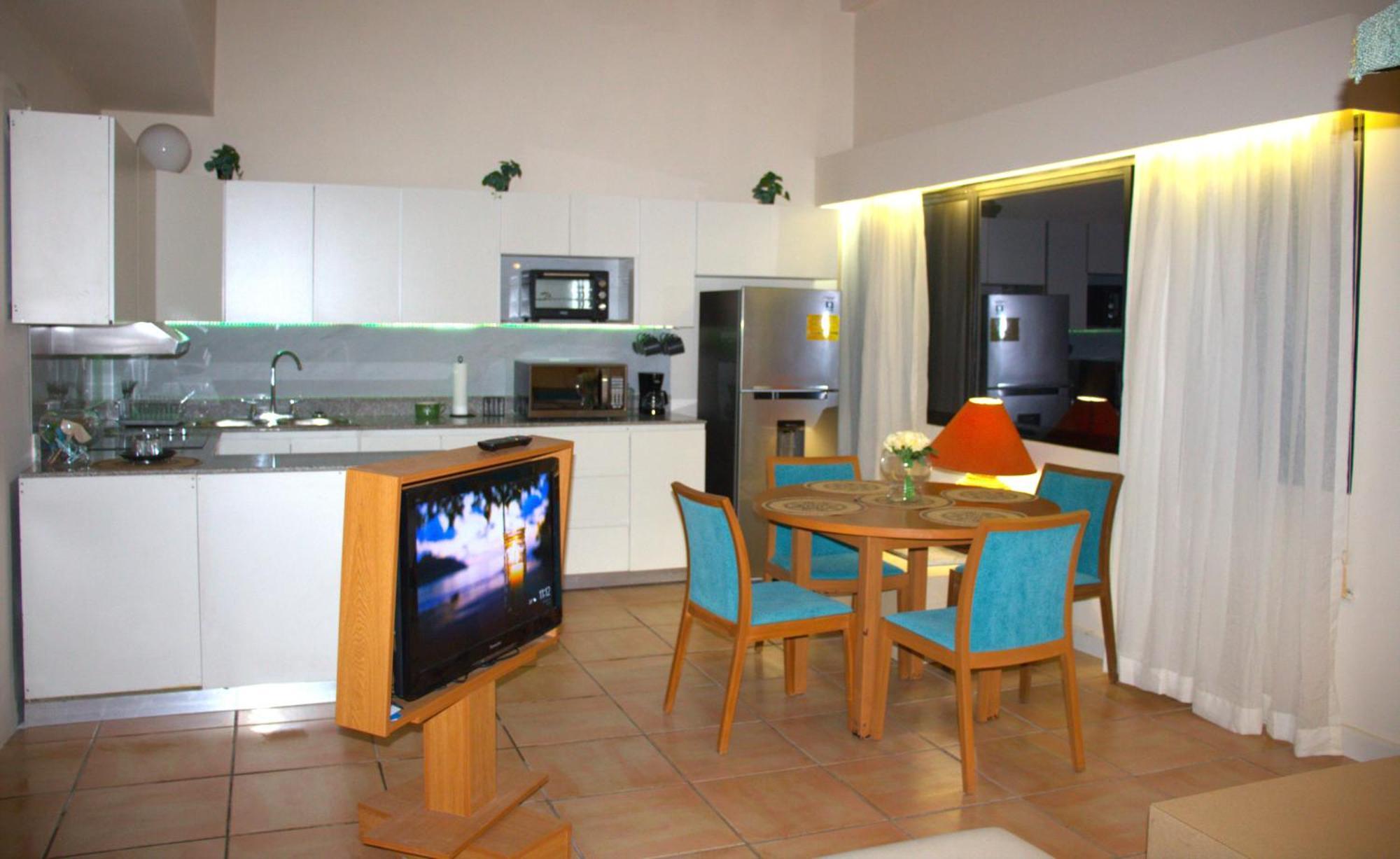 Private Family Room In Coronado Luxury Club & Suites Playa Coronado Extérieur photo